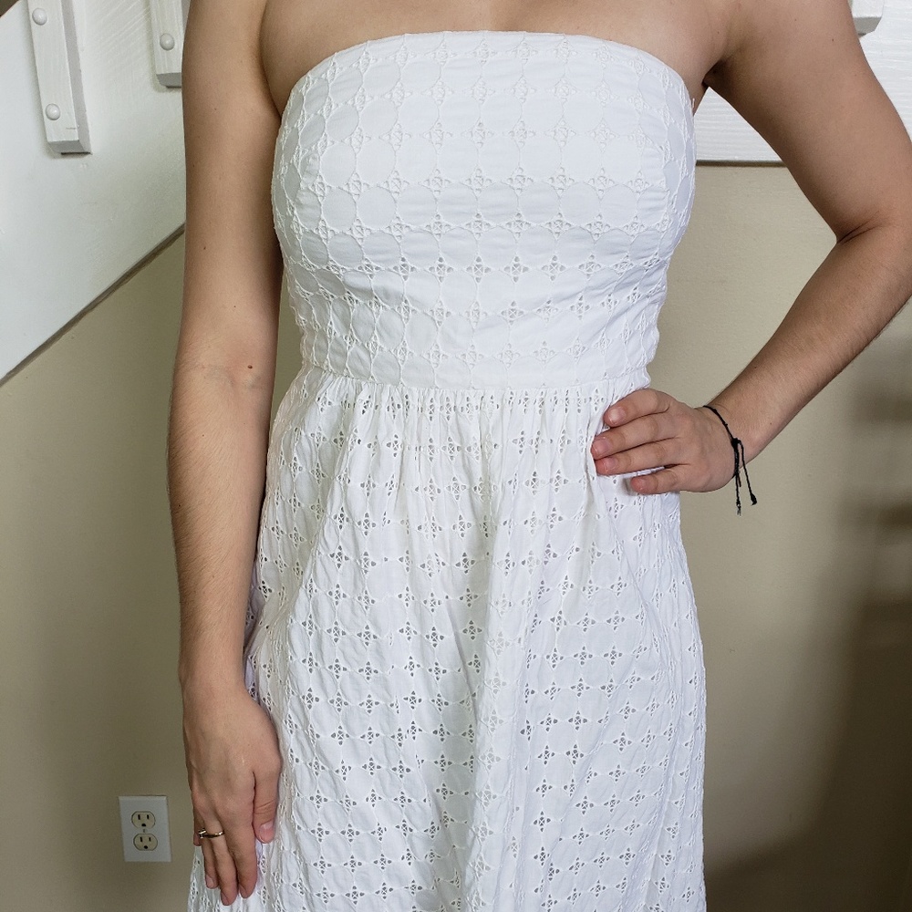 White banana republic strapless dress